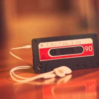 دانلود آهنگ جدید  بهم گفتی دوست دارم ولی حسی نداشتی