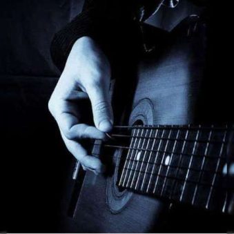 دانلود آهنگ جدید  بی تو باخت و بردنم هیچ