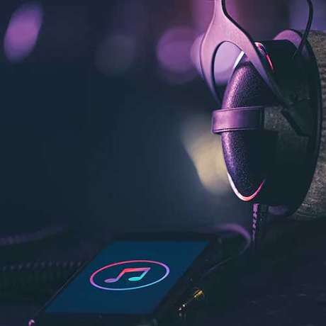 دانلود آهنگ جدید دلسوز من باش