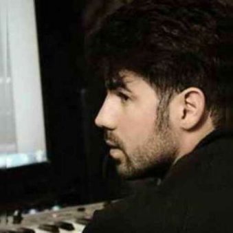 دانلود آهنگ اسمت و گرد تیغ کتامه لای ملم