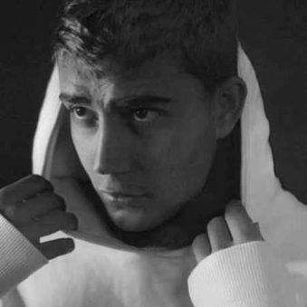 دانلود آهنگ تو گوشیم اسمتو نفس گذاشتم