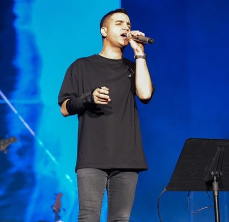 دانلود آهنگ محسن یگانه ملالی نیست