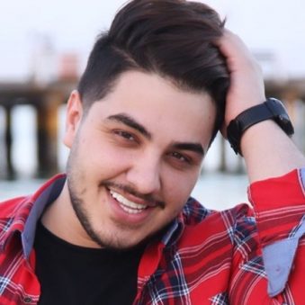 دانلود اهنگ پدر آرون افشار