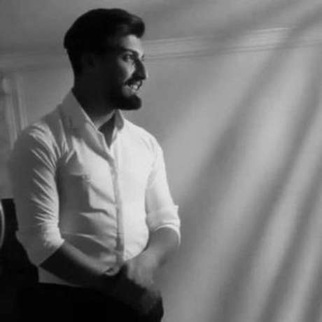دانلود آهنگ جدید چشاش شده دوام نگاش مثه مورفینه برام