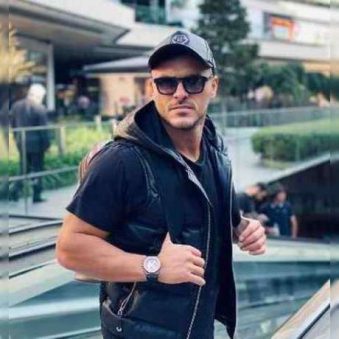 دانلود ریمیکس کالکشن آهنگ های آرمین زارعی