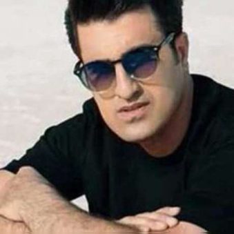 دانلود آهنگ میگن خیلی دوسش داری شبا براش خواب نداری محسن لرستانی دانلود آهنگ میگن خیلی دوسش داری شبا براش خواب نداری محسن لرستانی