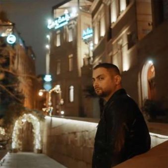 دانلود آهنگ ایچیرم من اوزو بوردا اولمویوب اوریی بوردا دانلود آهنگ ایچیرم من اوزو بوردا اولمویوب اوریی بوردا