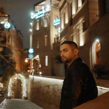 دانلود آهنگ جدید ایچیرم من اوزو بوردا اولمویوب اوریی بوردا