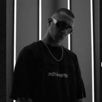 دانلود آهنگ گفتم دوسش دارم نکرد باور چقدر گفتم نجنگ با من