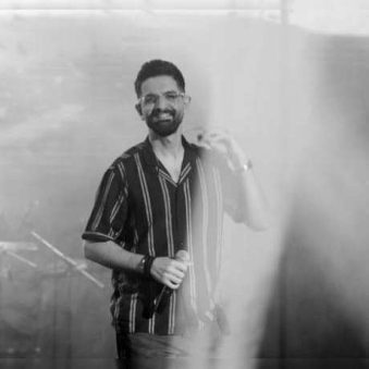 دانلود ریمیکس من که نازتو گرون میخرم سینا شعبانخانی دانلود ریمیکس من که نازتو گرون میخرم سینا شعبانخانی